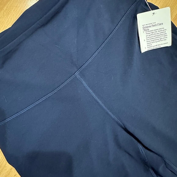 New Lululemon Groove Pants in True Navy - Picture 3 of 8